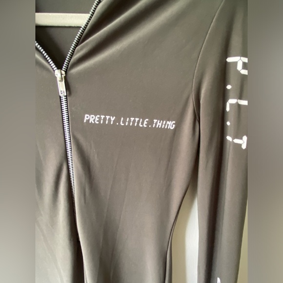 PRETTY LITTLE THING mini olive green dress - Picture 6 of 9